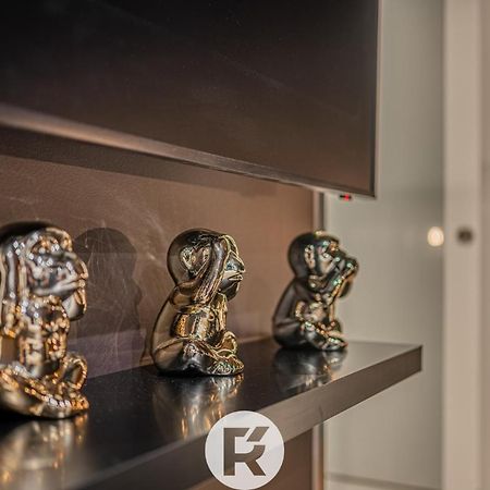 R'Apparts The Love Nest Suite Гренобль Экстерьер фото