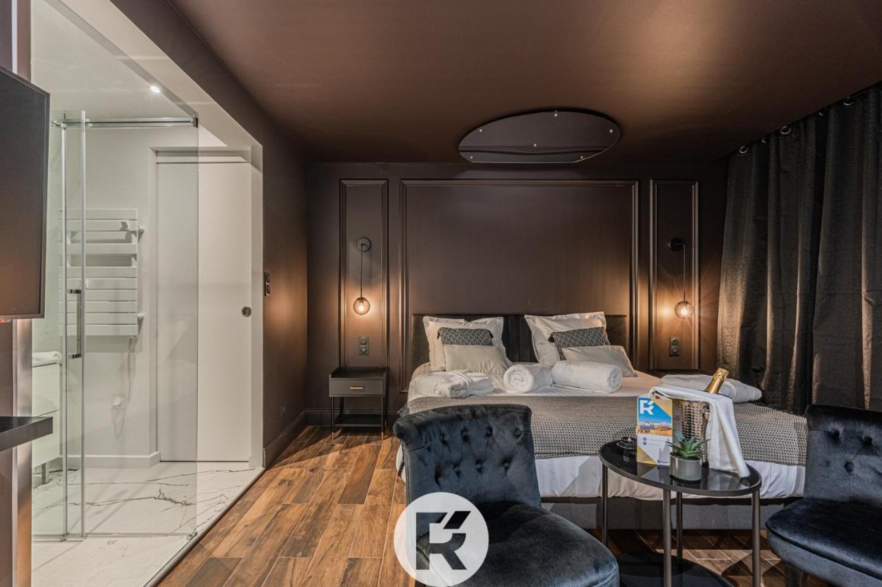 R'Apparts The Love Nest Suite Гренобль Экстерьер фото