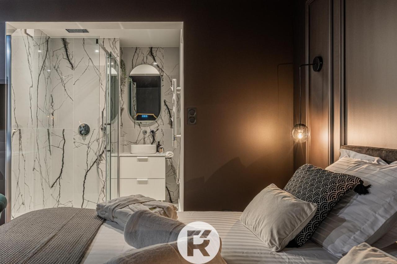 R'Apparts The Love Nest Suite Гренобль Экстерьер фото